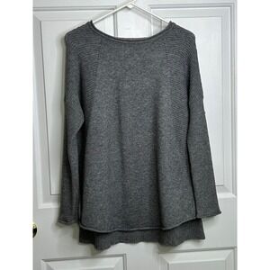 Metric Sweater Womens Medium Gray Round Neck 3/4 Sleeve Viscose High Low Style